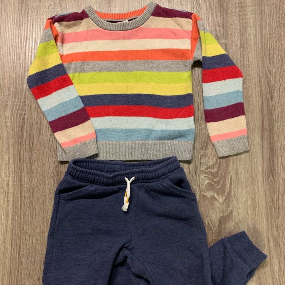 3 years Gap Sweater and 3T Cat & Jack Sweats